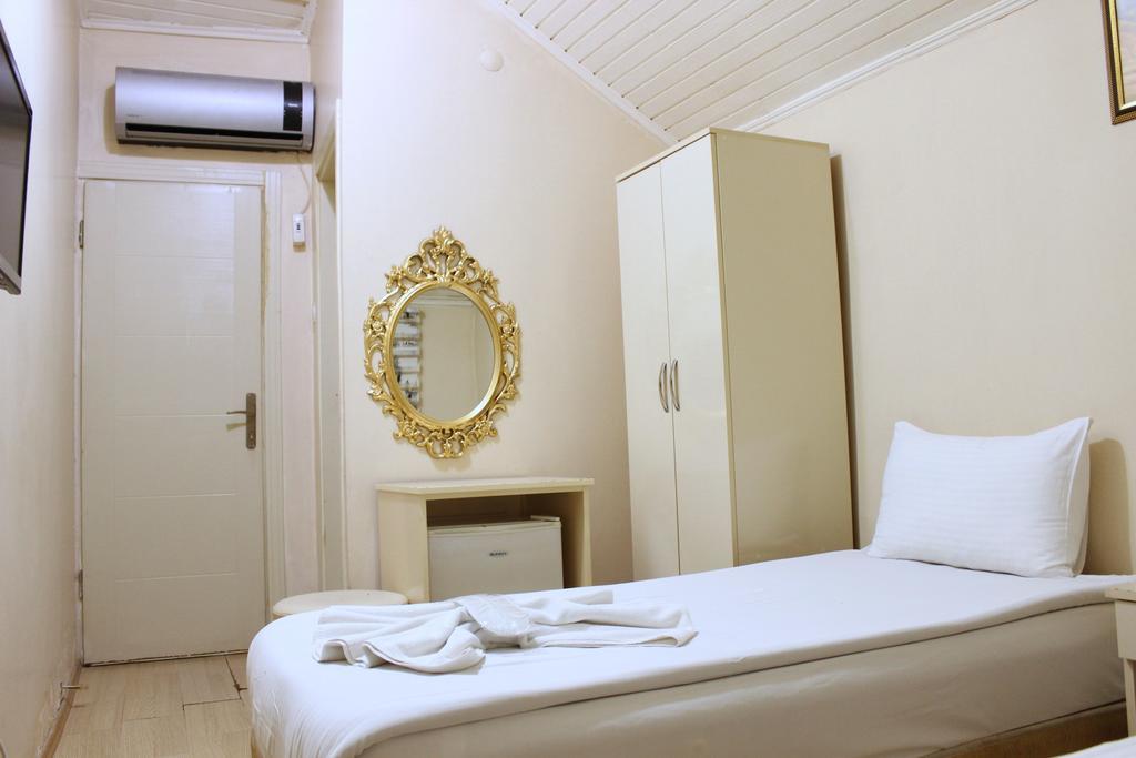 Simge Hotel Istanbul Exteriör bild